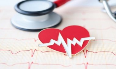 ما هي أخطر أنواع الأطعمة المرتبطة بالنوبات القلبية والسكتات الدماغية؟